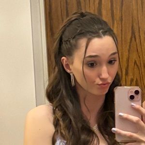 Meet your Posher, Jenna